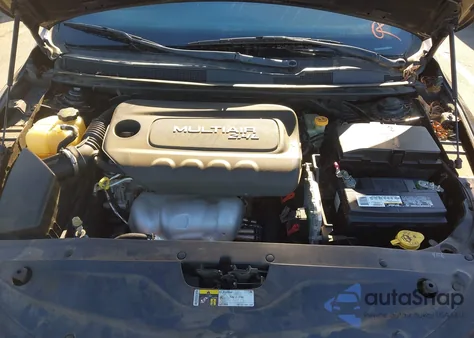 2015 Chrysler 200 S из США, поврежденный, VIN 1C3CCCBB7FN537727